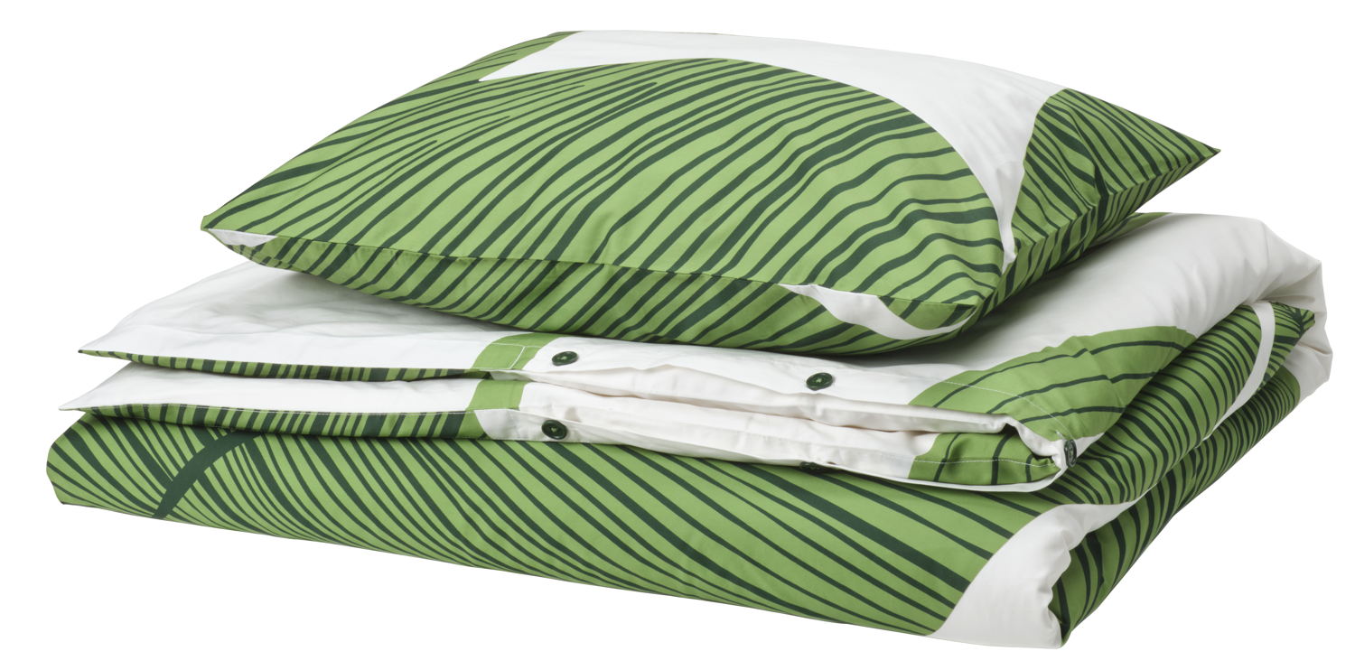 IKEA_October News 2023_KUNgSCISSUS duvet cover and pillowcase €39.99_PE897789
