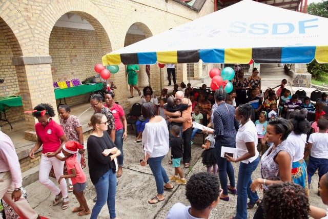 Des Barras Students celebrate Christmas with OECS Commission Staff 