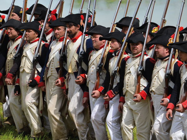 Zweihundertster Jahrestag der Schlacht von Waterloo: 5 000 Reenactoren werden auf dem Schlachtfeld stehen