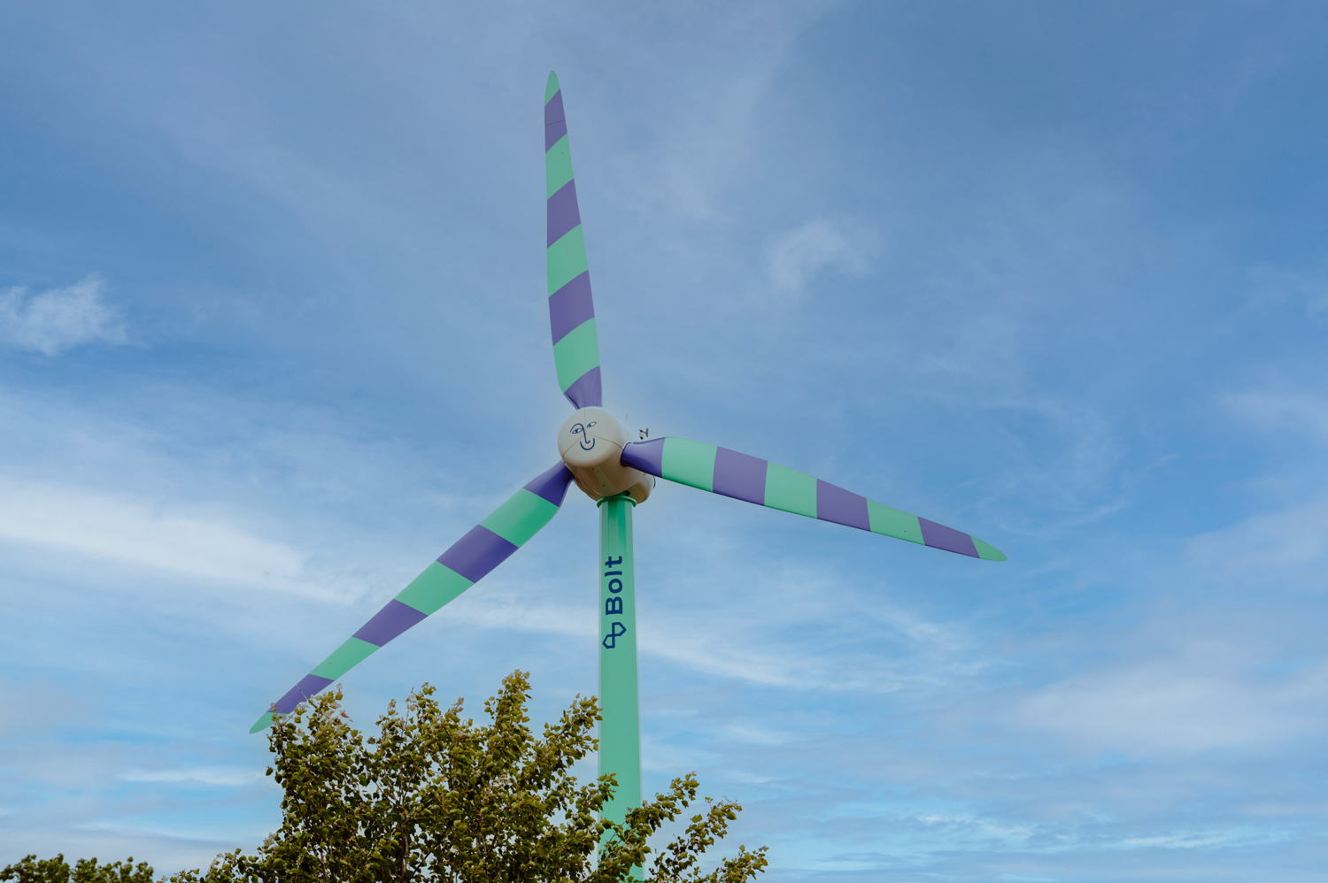 Mobiele windmolen op Rock Werchter 2024 ©Stein Van der Looij