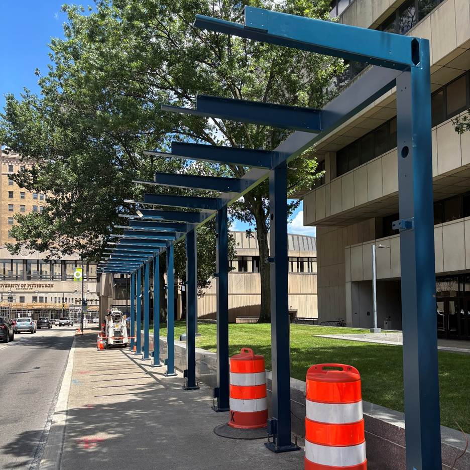 Bus Shelters Being Erected in Oakland