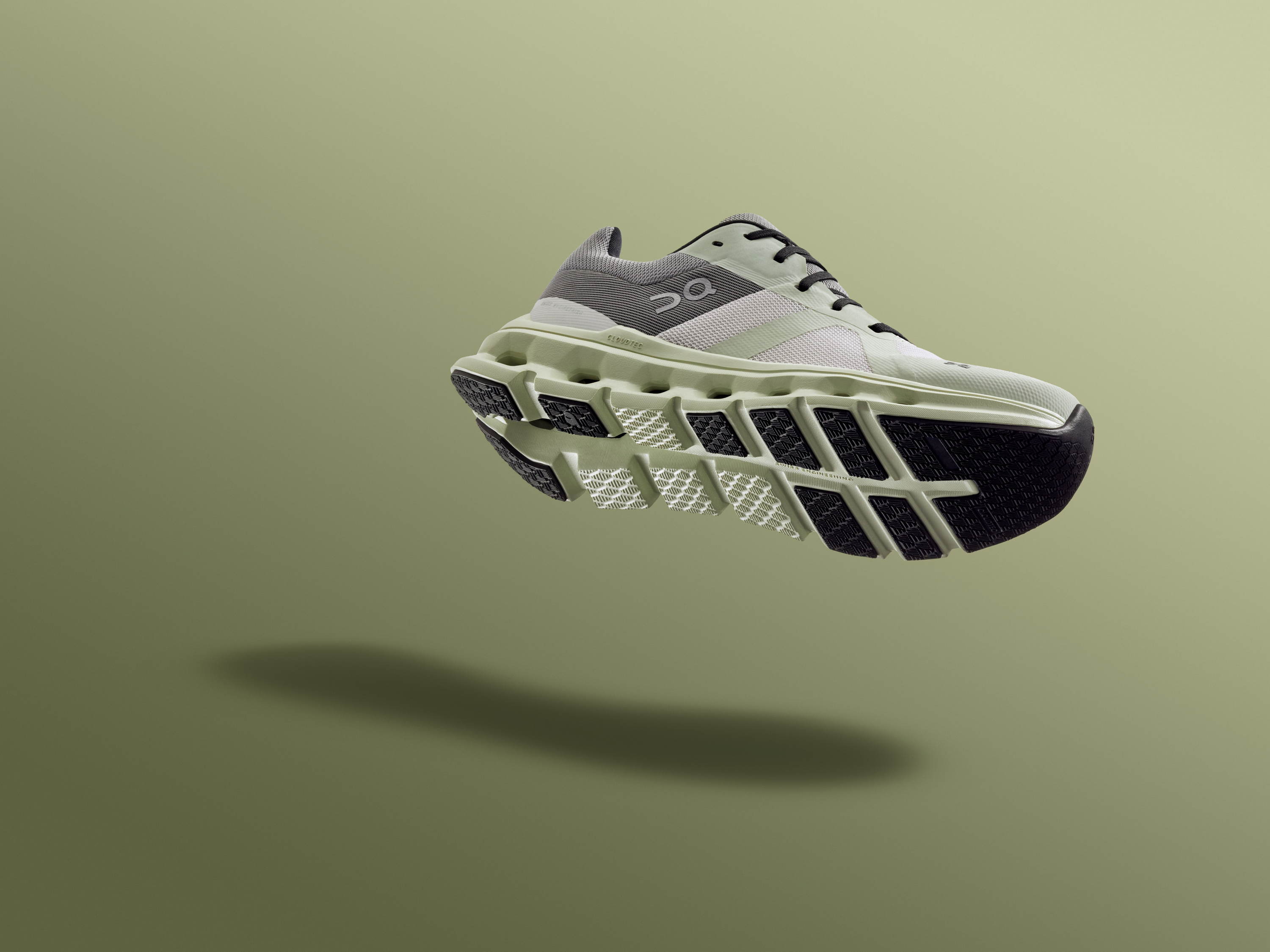 On's nieuwe Cloudrunner: weg met de zwaartekracht