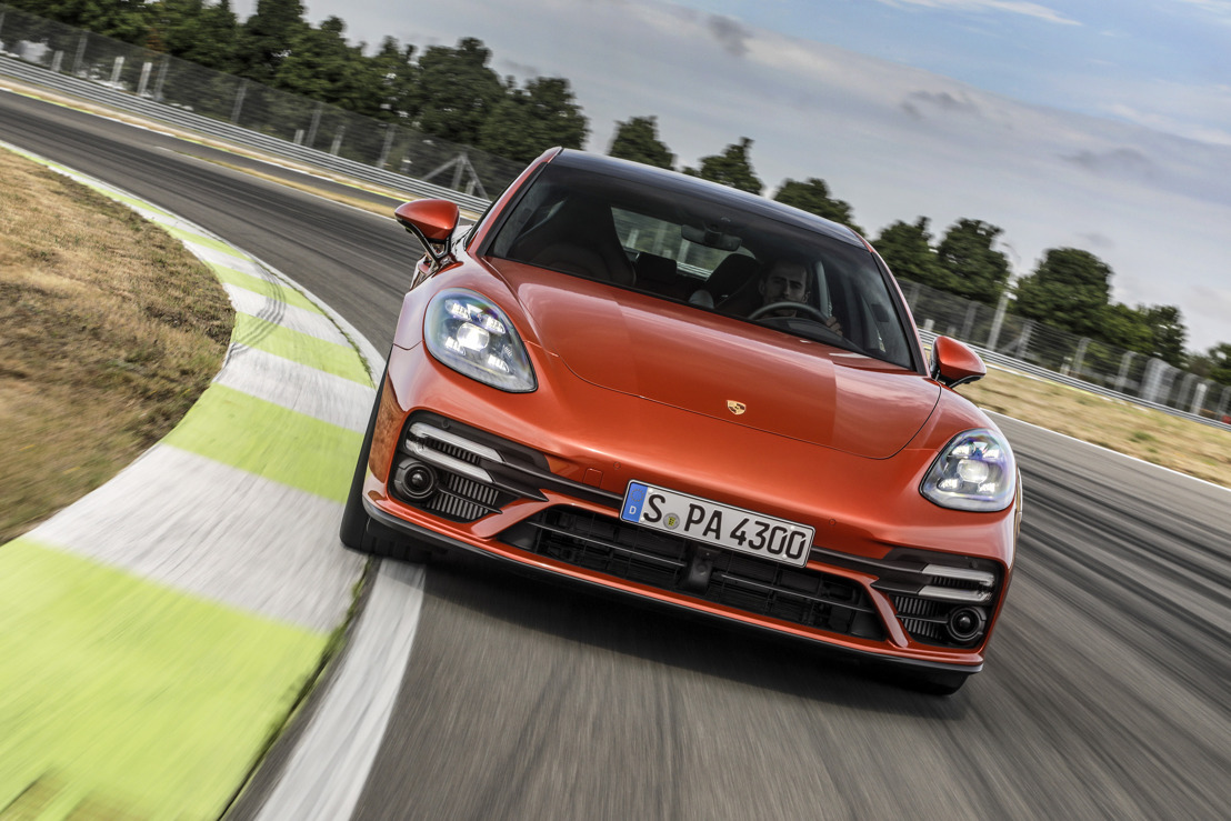 Porsche remanie en profondeur sa berline de sport