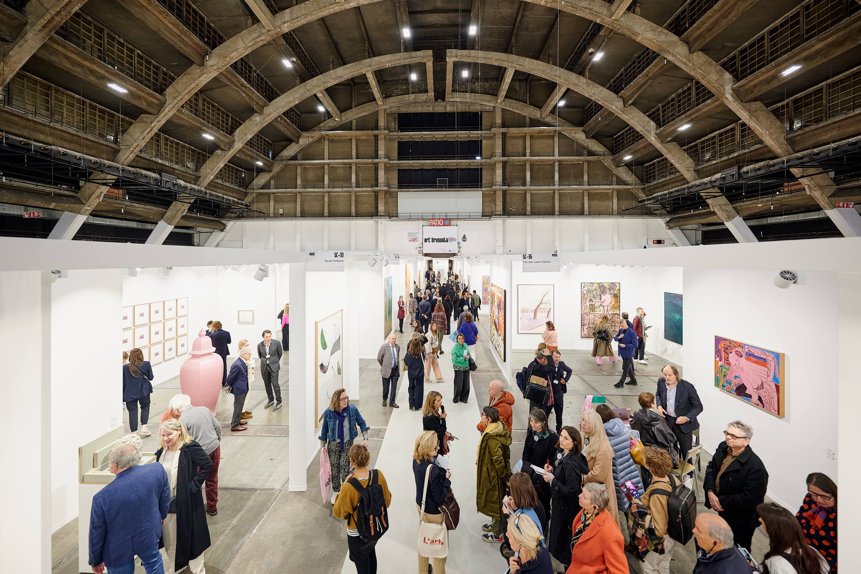 Art Brussels organiseert een 'talk' over het belang van prijzen in de kunstwereld