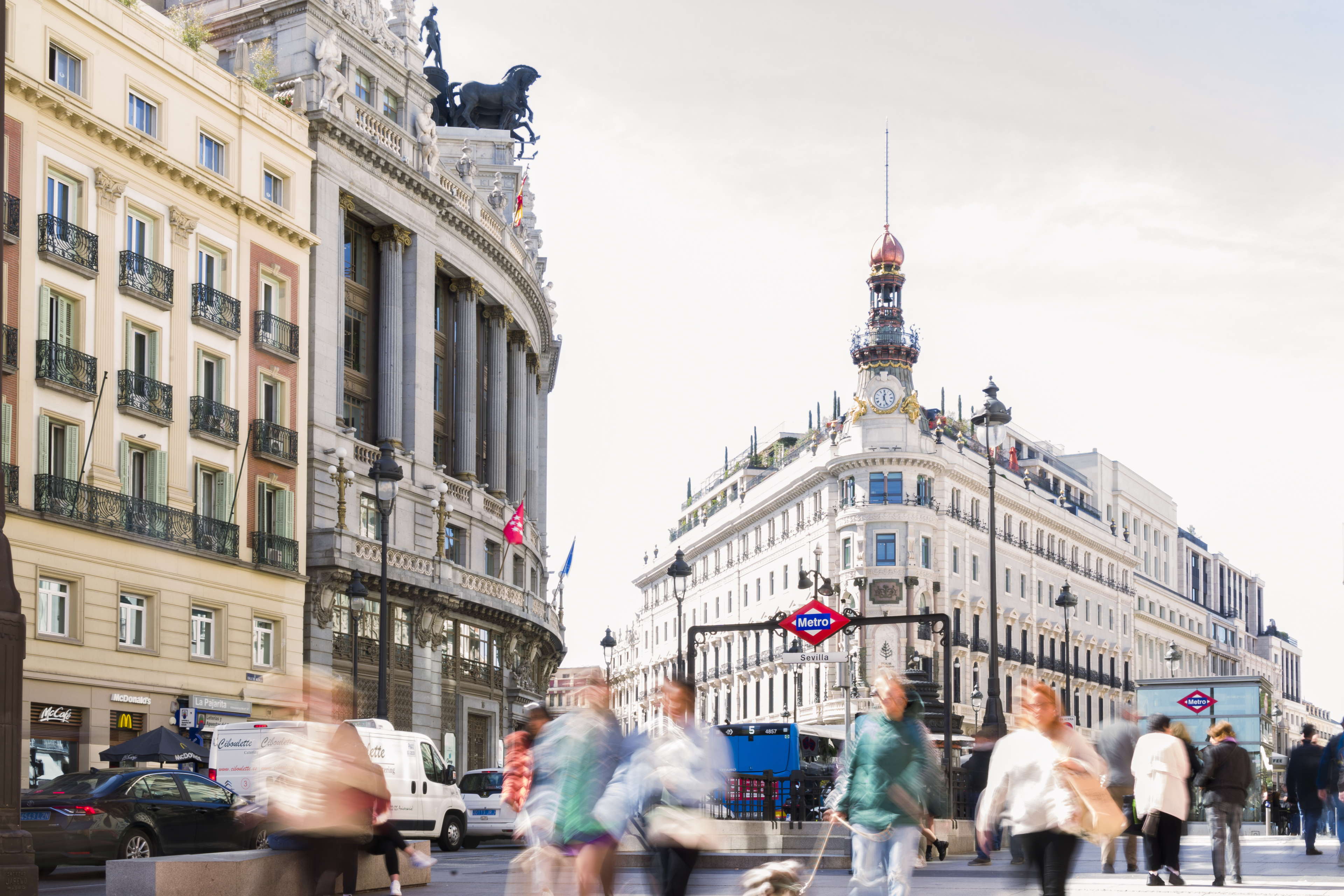 Positief sentiment in Europese vastgoed groeit, terwijl uitdagingen blijven door onzeker geopolitiek en economisch klimaat, zeggen ULI & PwC
