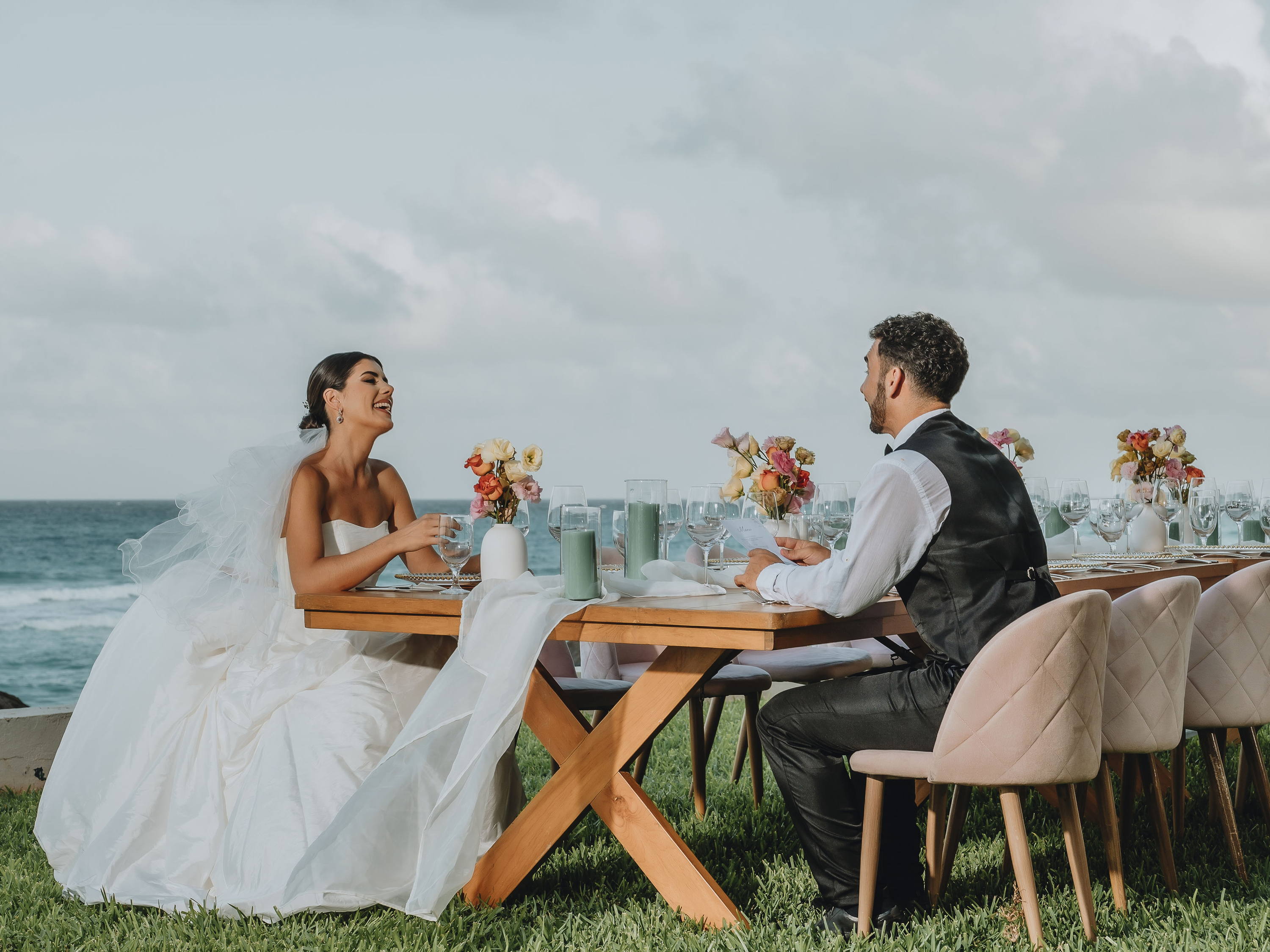 6 cosas que debes considerar si planeas celebrar tu boda en la playa