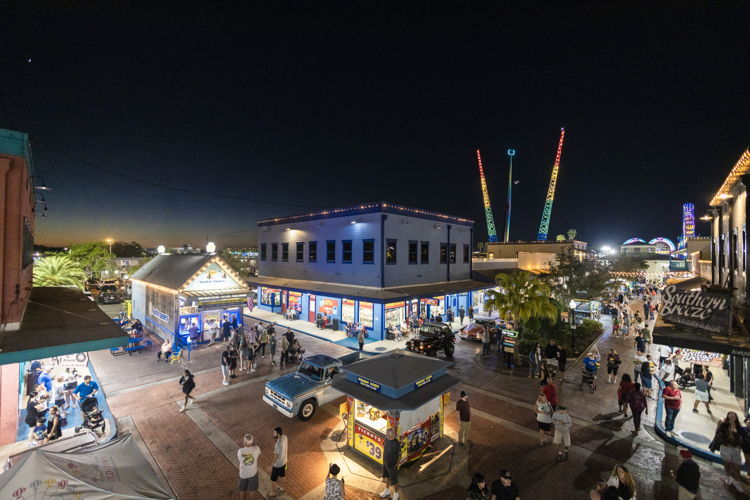 Old Town Kissimmee / ©Rikky.Azarcoya