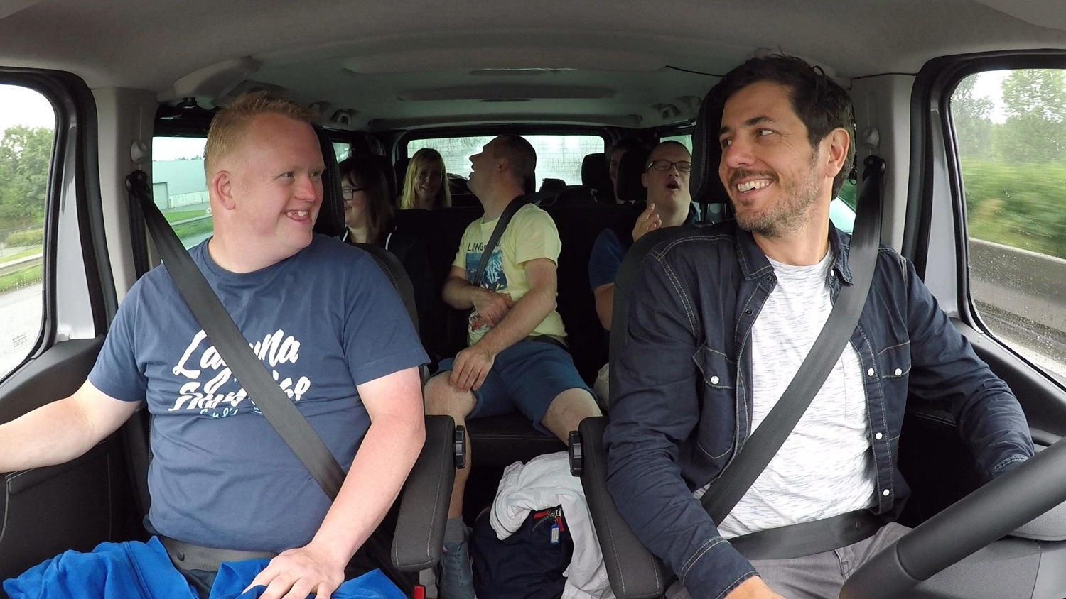 Down the road (c) VRT