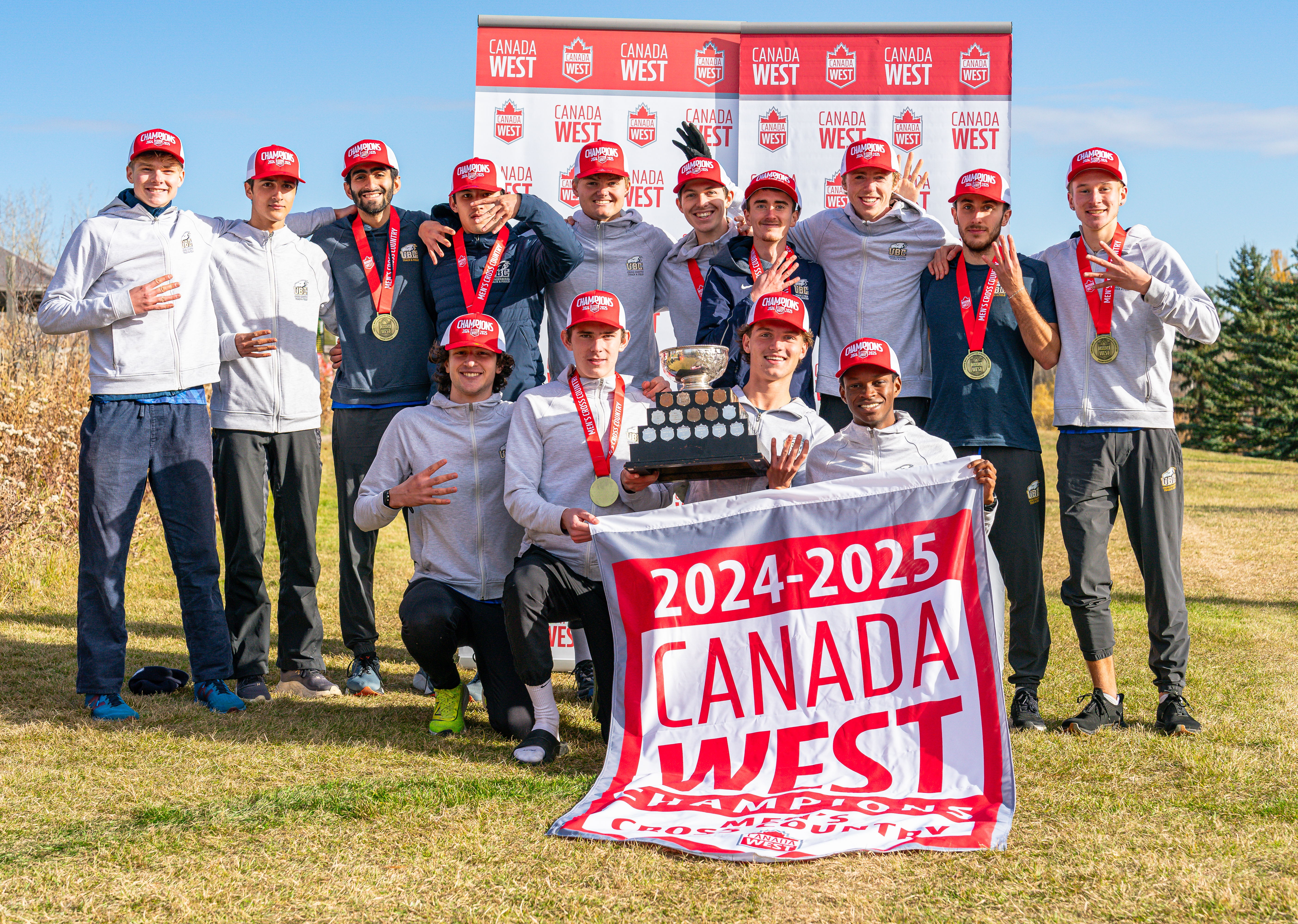 The UBC Thunderbirds took the men's team title. Photo by Adrien Bazinet. The UBC Thunderbirds took the men's team title. Photo by Adrien Bazinet.