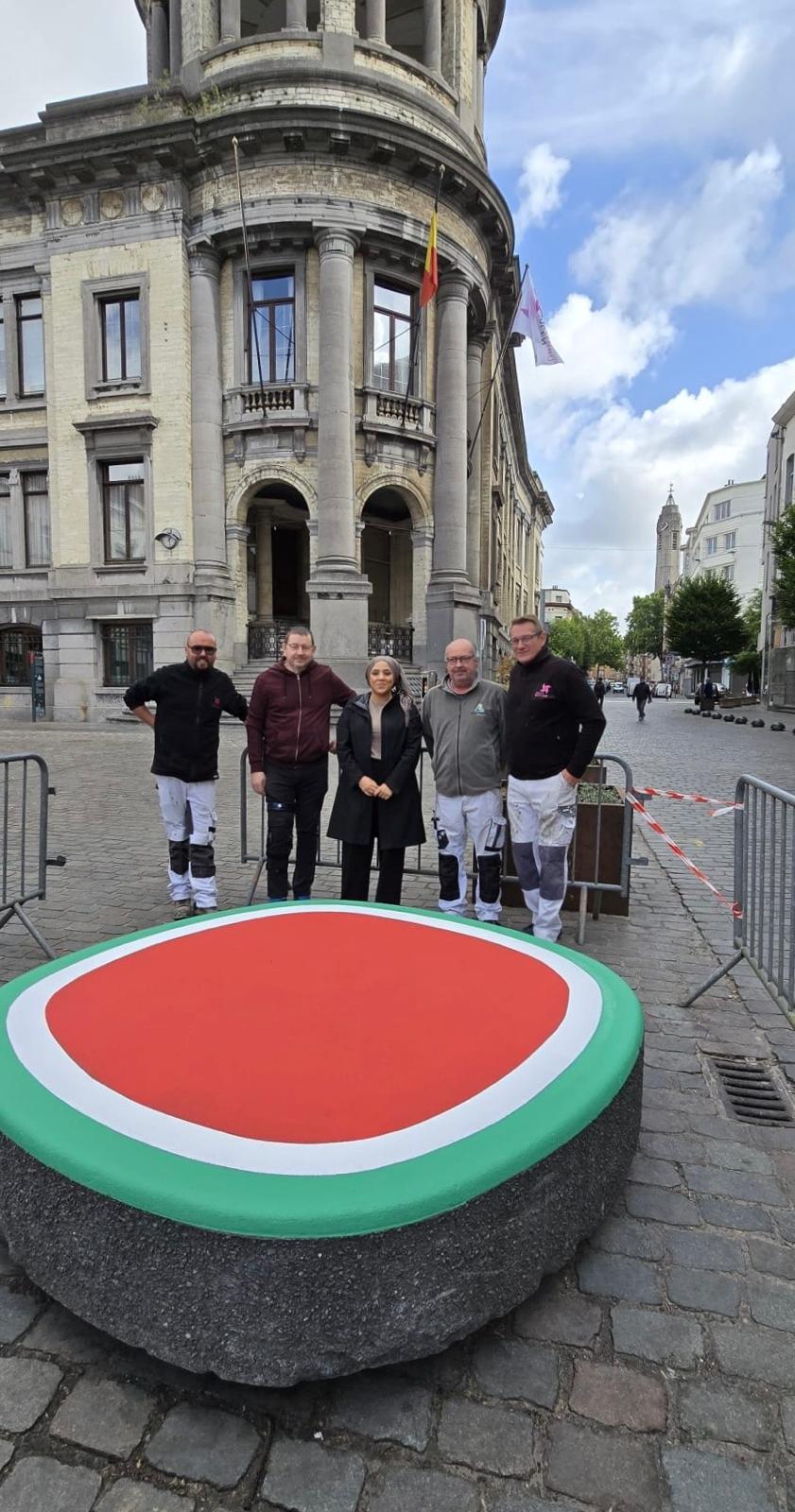 Molenbeek kleurt banken in Palestijnse tinten