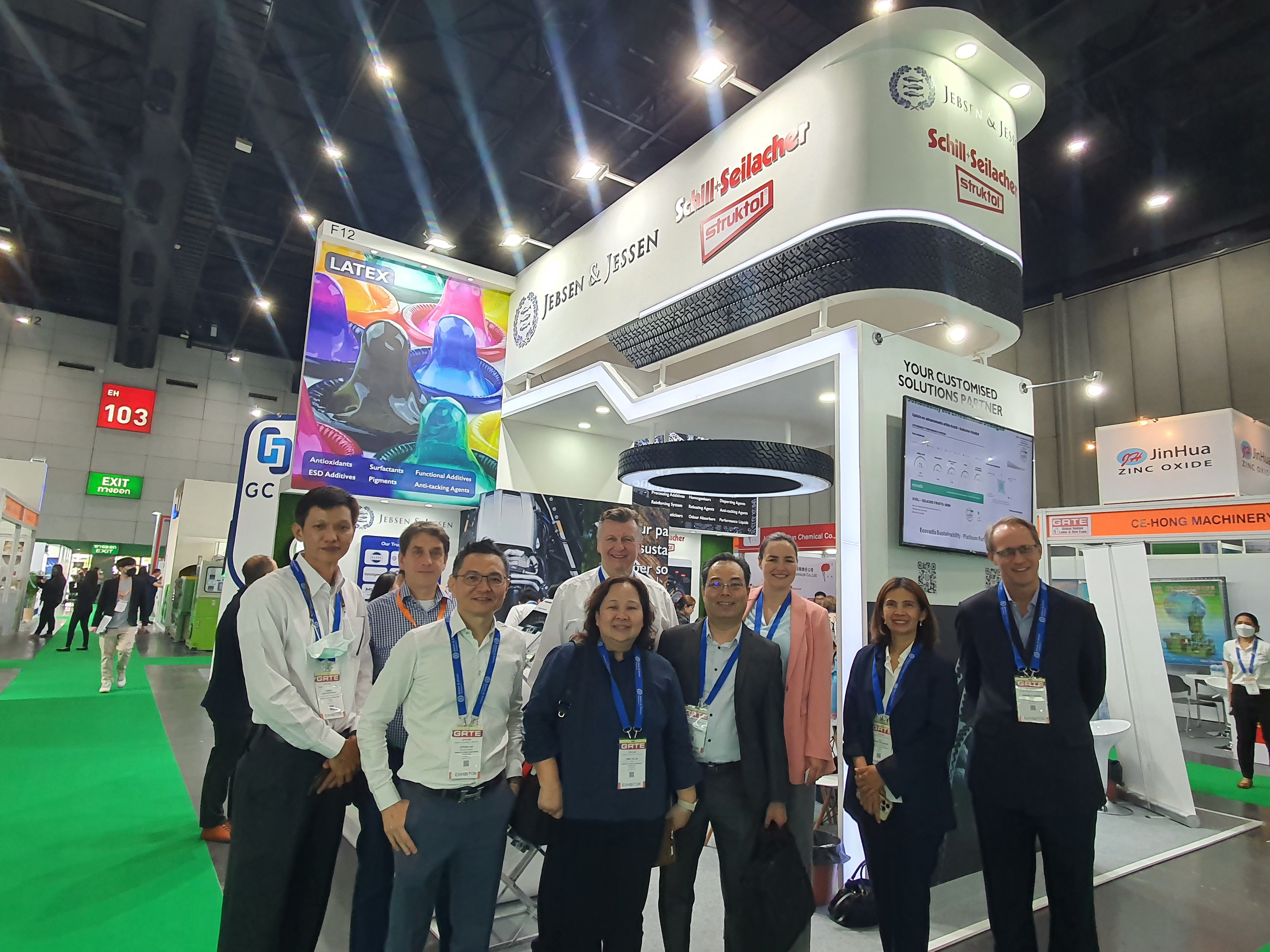 Jebsen & Jessen team with partners from Schill+Seilacher “Struktol” GmbH. From left to right: Komon Lomchantrasilp, Frank Walke, Hans W. Barbe, Steven Loh, Lim Siew Tin, Guido Robbe, Paul Chan, Eleonora Bader, Sita Patompatarachart, Heinrich Jessen.