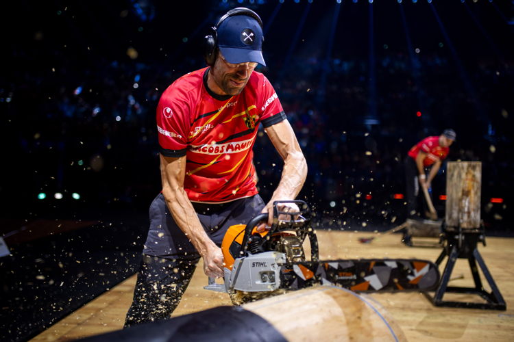L'équipe de Belgique avec David Bergen au Stock Saw.