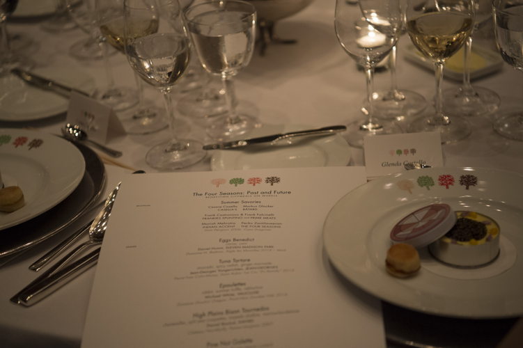 Four Seasons Restaurant menú
