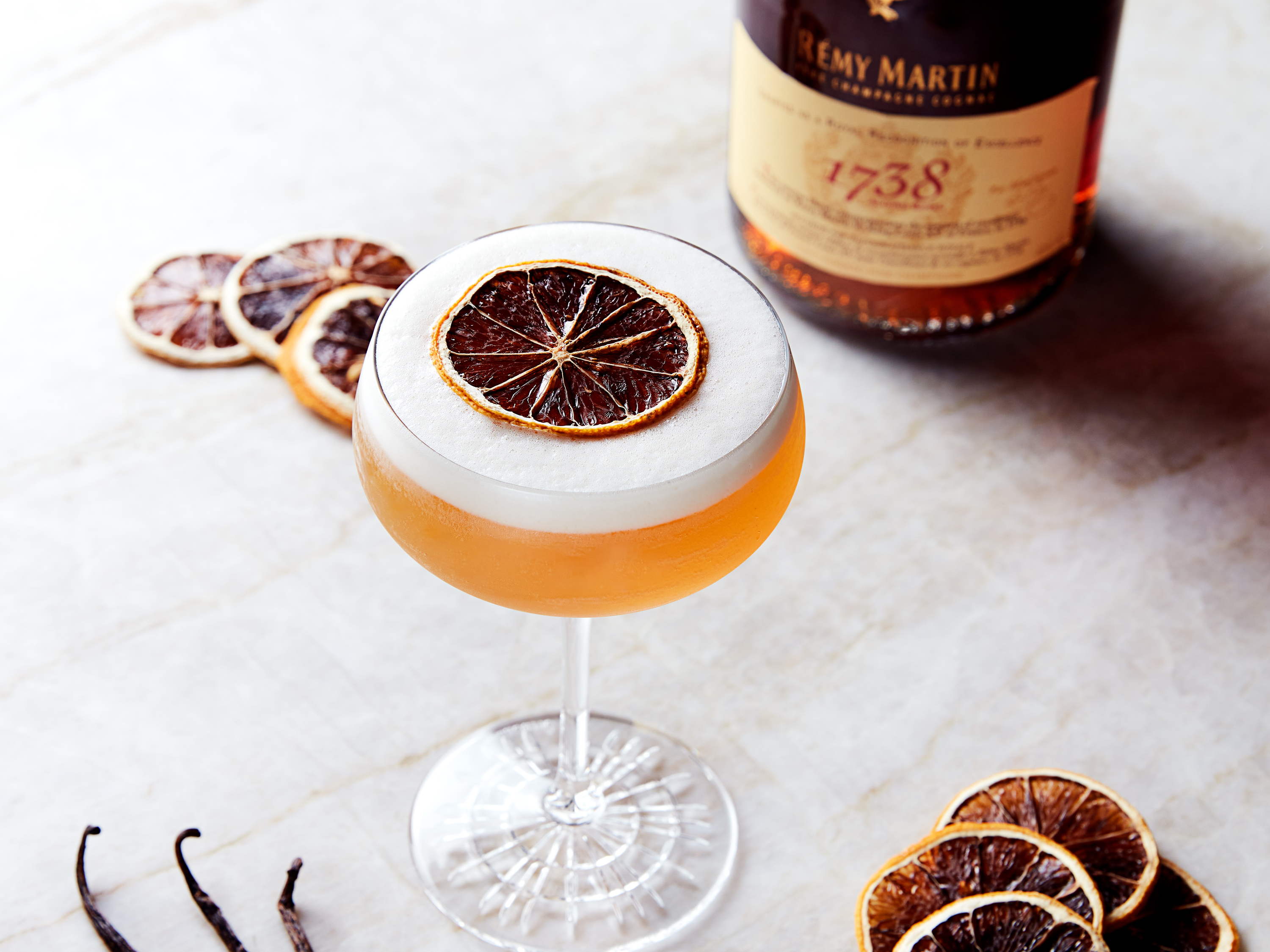 Los mejores cocteles para brindar en la mejor época del año