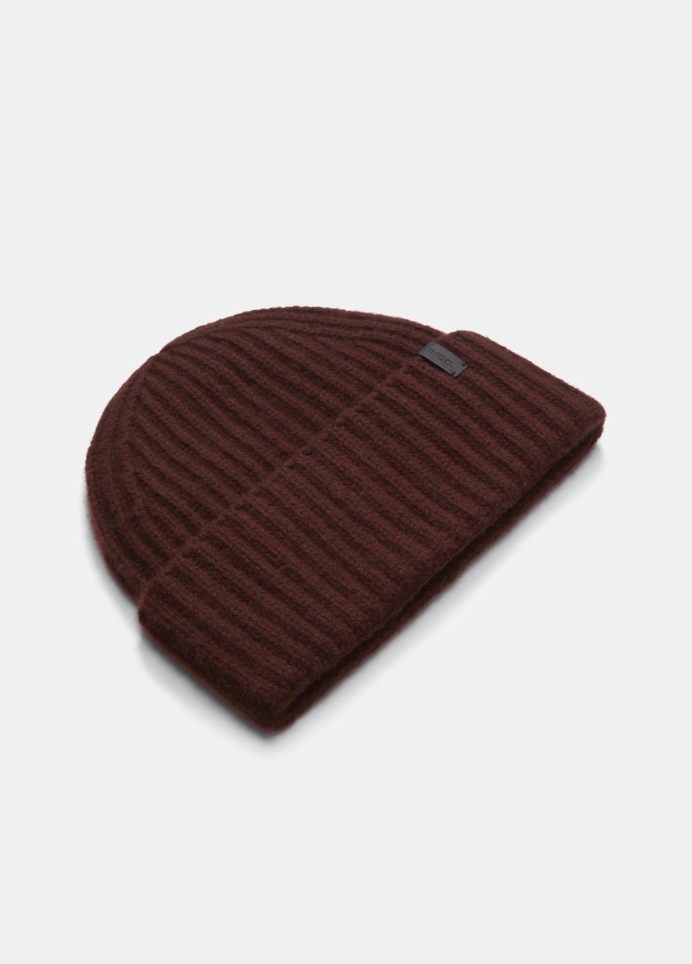 VINCE_FW23_HOLIDAY_ACC_HTK9627VNC_840CNS_002_175euro