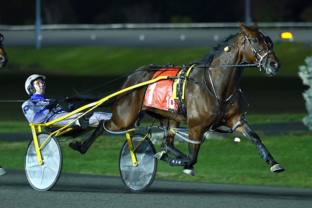 Bythemissal and Chris Page winning the 3 Year Old Colt Breeders Crown Elimination on Saturday October 22nd at Woodbine Mohawk Park (New Image Media) 