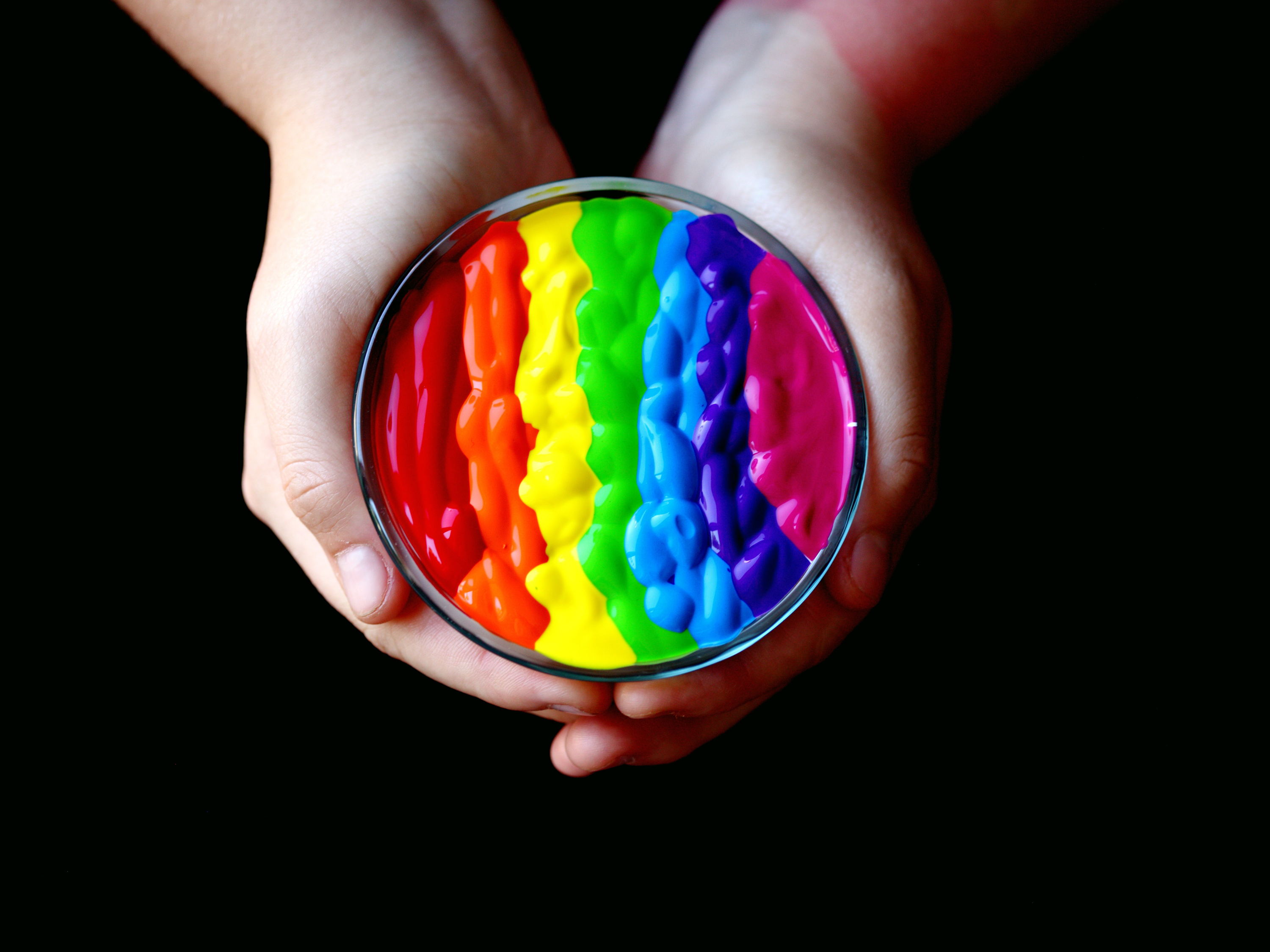QuickBooks y Meta presentan 'Hecho con Orgullo 2022', programa de capacitación y recursos digitales para los emprendedores LGBTQ+