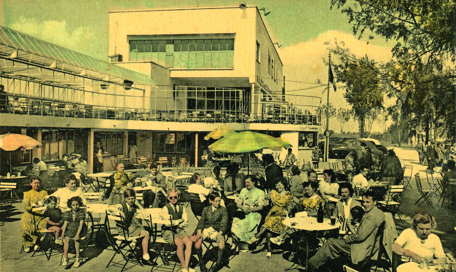 Archieffoto Paleis der Bijen