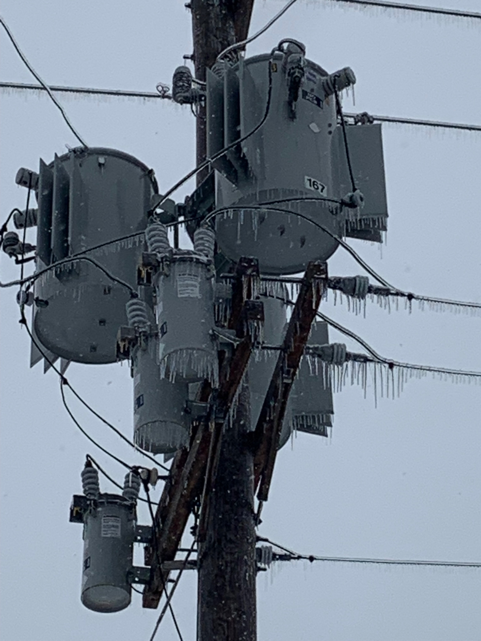 Duquesne Light Company Restores Power to Approximately 3,600 Customers Following Winter Storm
