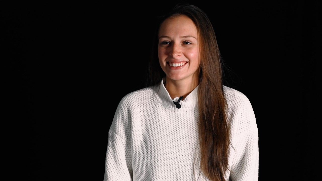 Sofia Vives for Woodbine