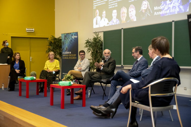 Panel discussion: Prof. Dr. Thierry Boon, Prof. Dr. Ribas, Prof. De Knop, Prof. Rogiers, Prof. Van Ginderachter, K. King