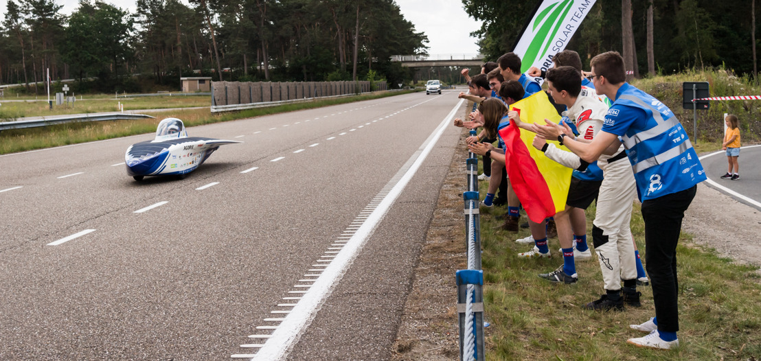 Belgische zonnewagen breekt wereldrecord: 1051 kilometer in 12 uur