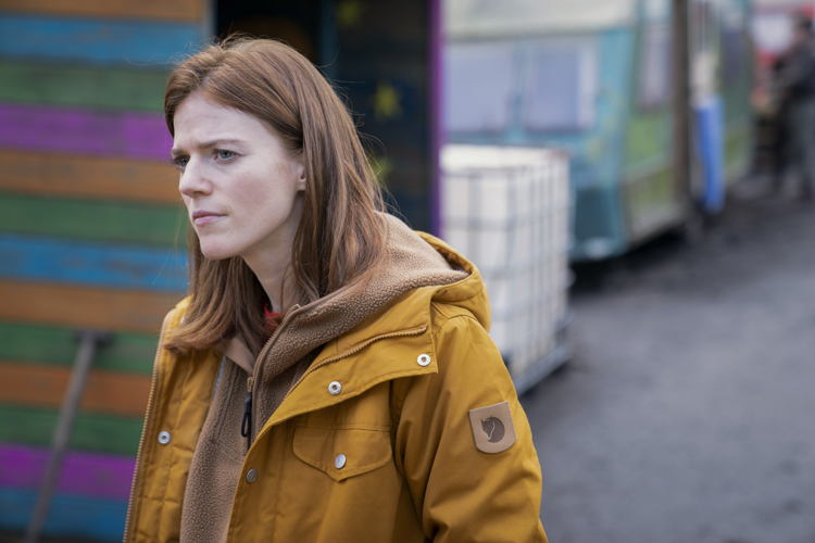 Rose Leslie