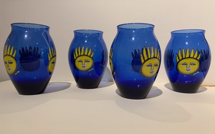 4 Sun Birds vases