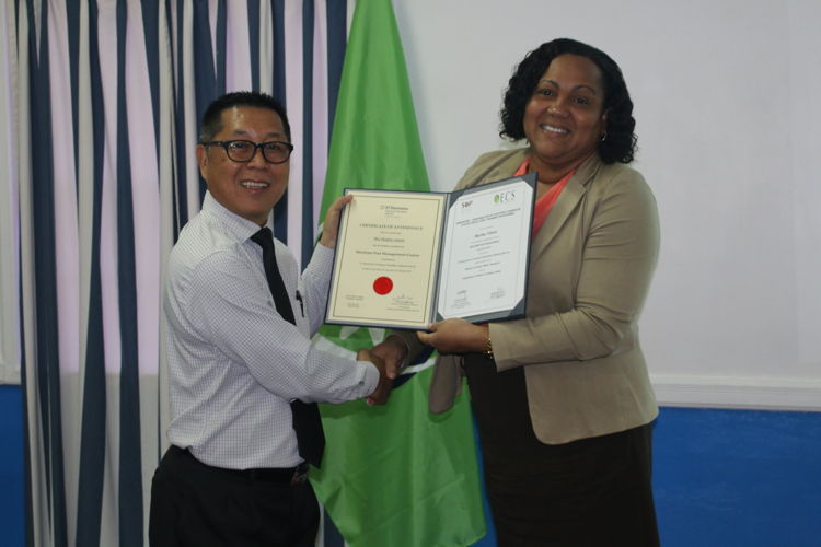 Presentation of participation certificates.