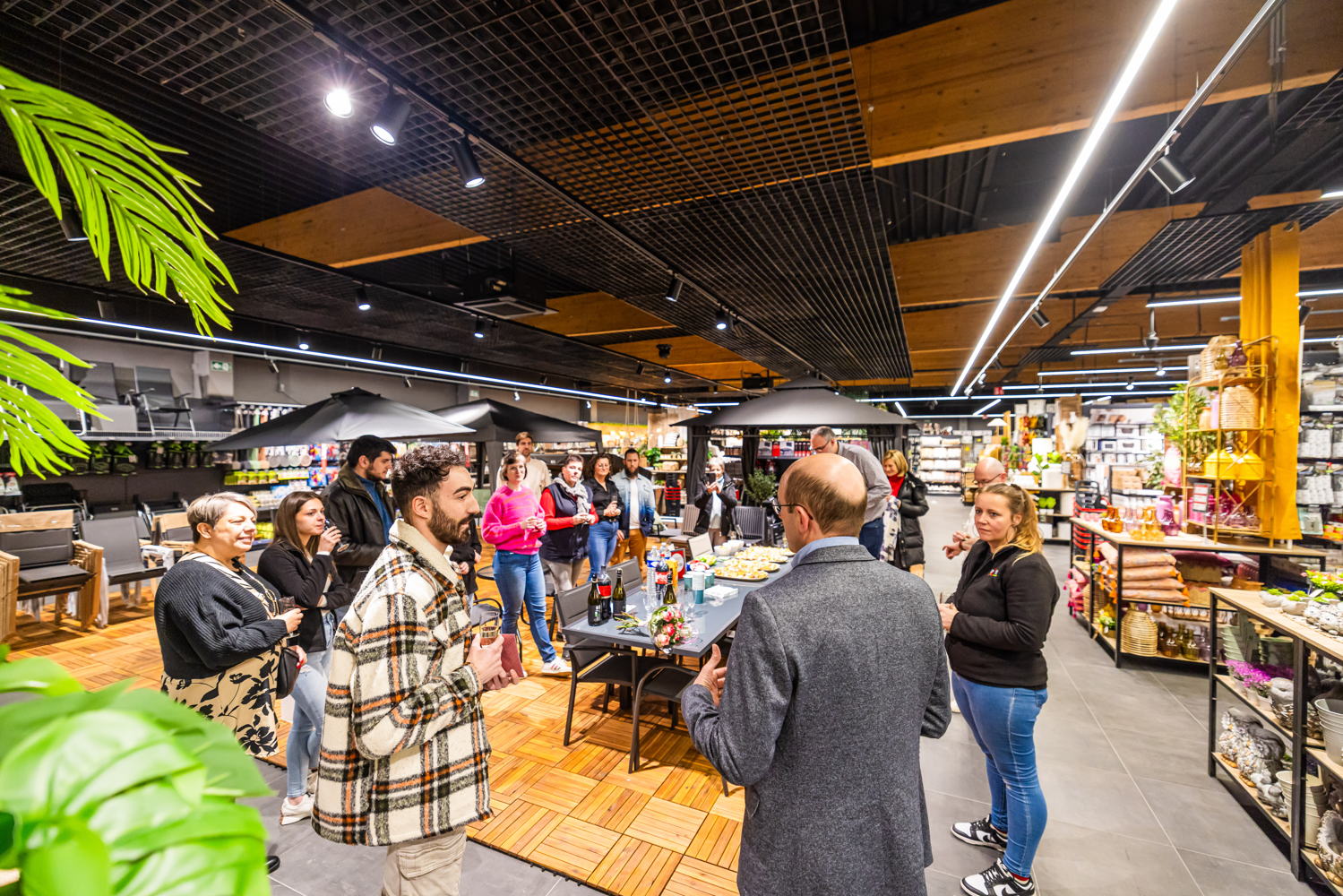 Soirée d'ouverture du magasin Extra Shop à Aiseau-Presles