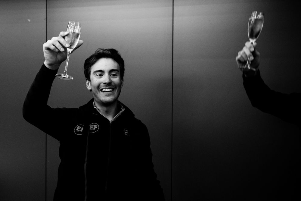 Showered and changed, but definitely not rested. Alberto toasts the team.
(photo credit: Grubers)
