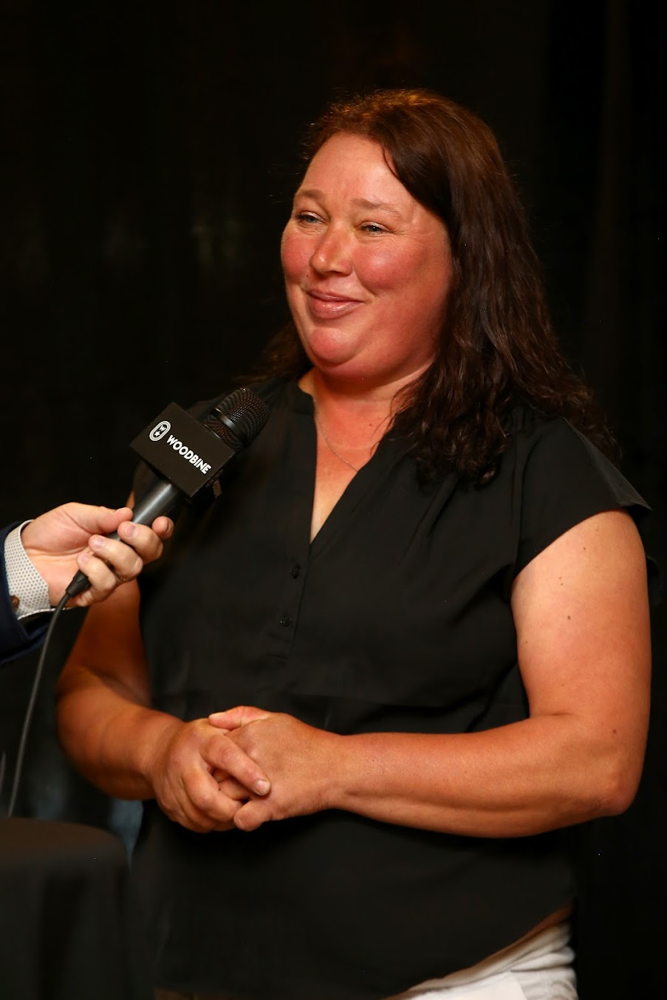 Sonja Booth selects the post for Pebble Beach. (New Image Media)