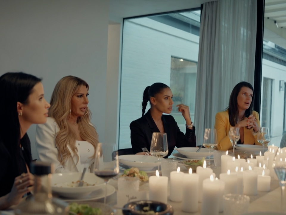 Volg het leven van 'The Real Housewives Of Antwerp' vanaf vandaag op Streamz en vanaf 11 april op Play4 en GoPlay 
