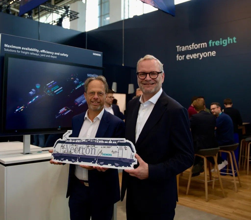 Akiem passe une importante commande de 50 locomotives Vectron Dual Mode auprès de Siemens Mobility