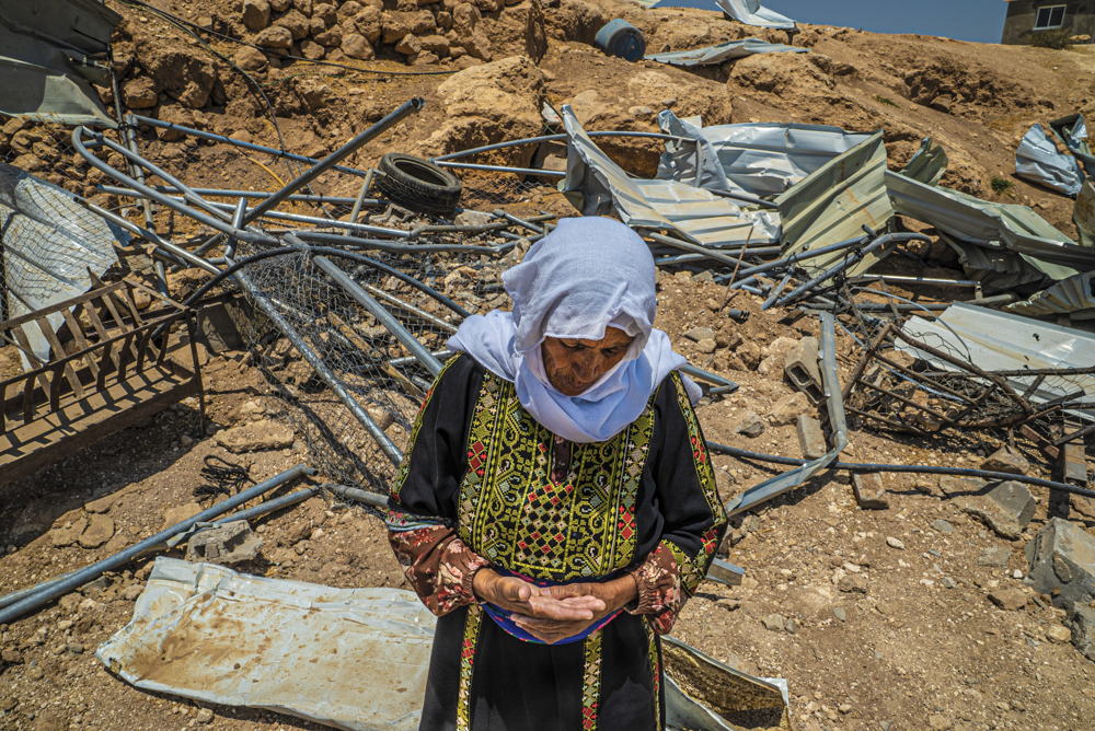 Safa, a resident of Al- Markez gathering, Masafer Yatta. Copyright : Juan Carlos Tomasi/MSF Safa, a resident of Al- Markez gathering, Masafer Yatta. Copyright : Juan Carlos Tomasi/MSF
