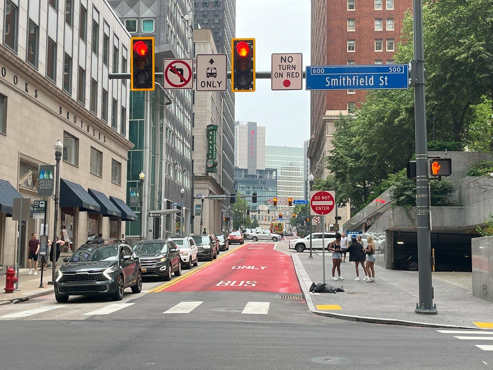 Sixth Avenue at Smithfield Street adjacent to Mellon Square Garage Sixth Avenue at Smithfield Street adjacent to Mellon Square Garage