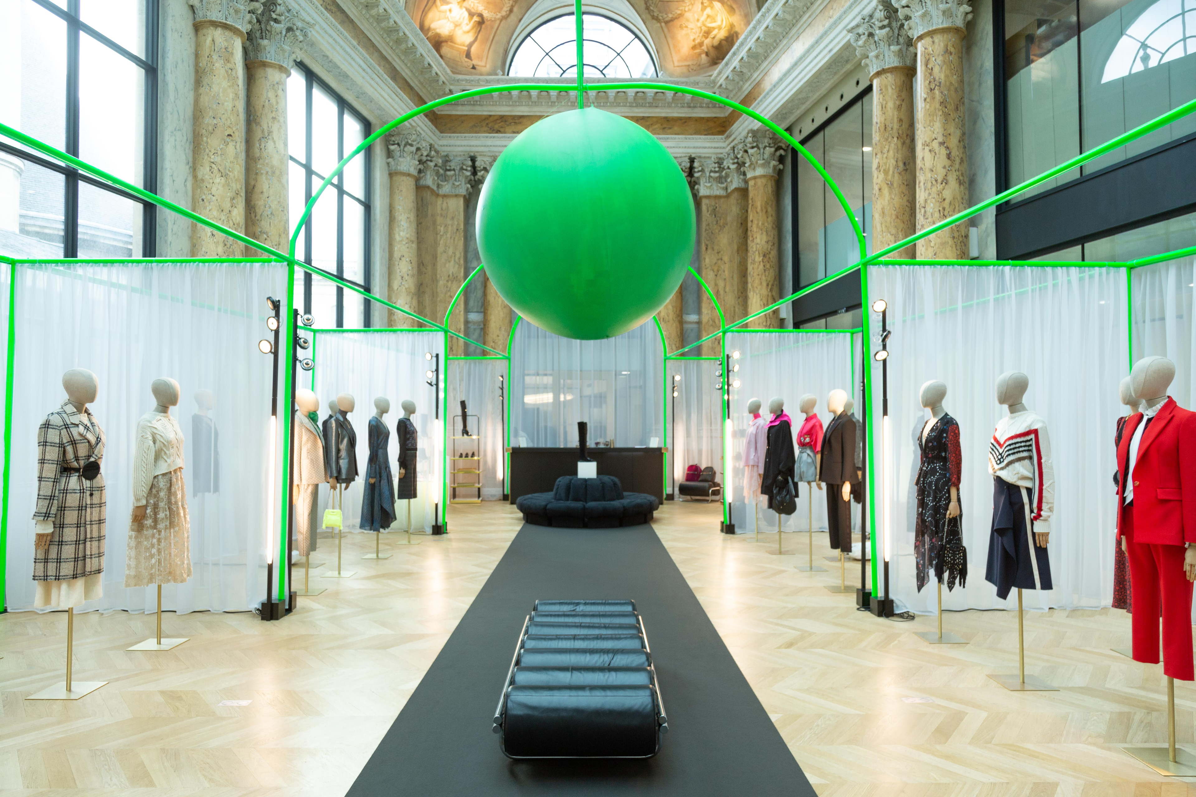 Maje: historia, moda y vanguardia en el corazón de París