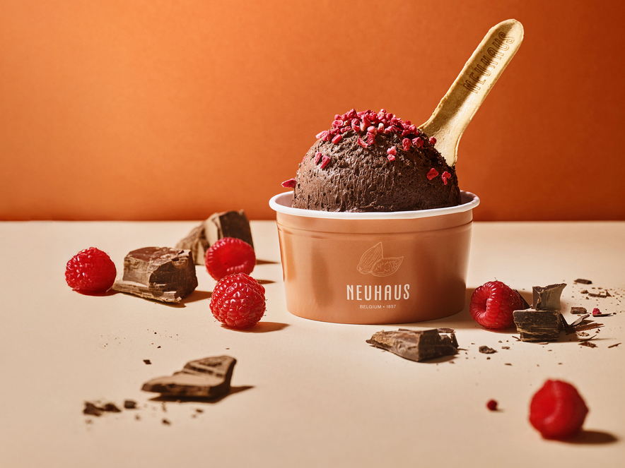 Neuhaus lanceert chocolademousse: een verfijnde Belgische verwennerij om overal van te genieten