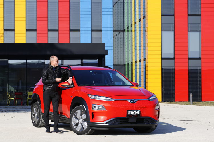 Bertrand Piccard & Hyundai KONA electric