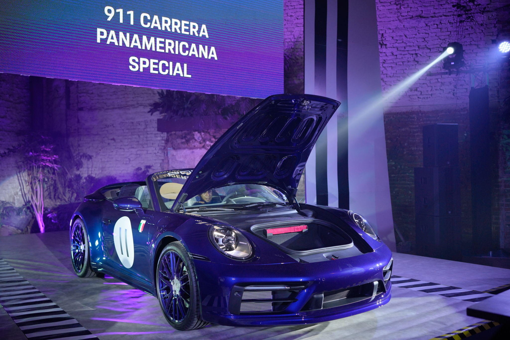 El Porsche 911 Carrera Panamericana Special fue presentado en General Prim 30