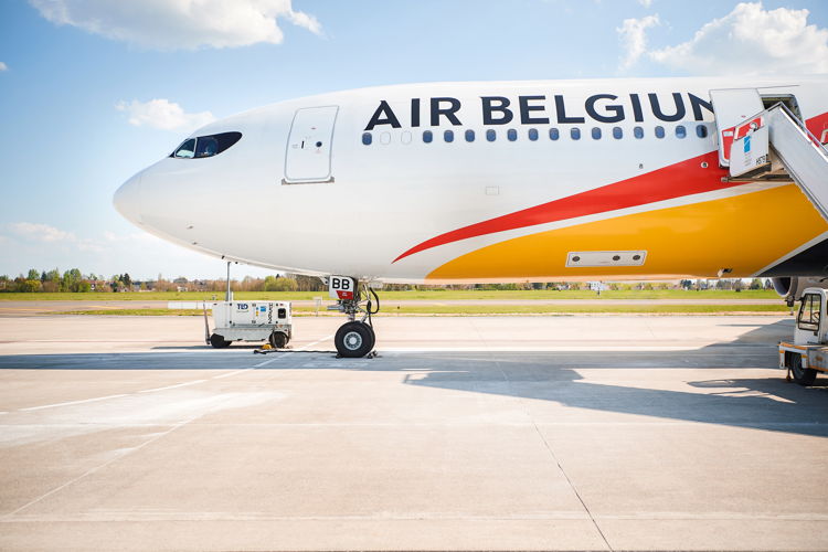 Avion passagers de Air Belgium