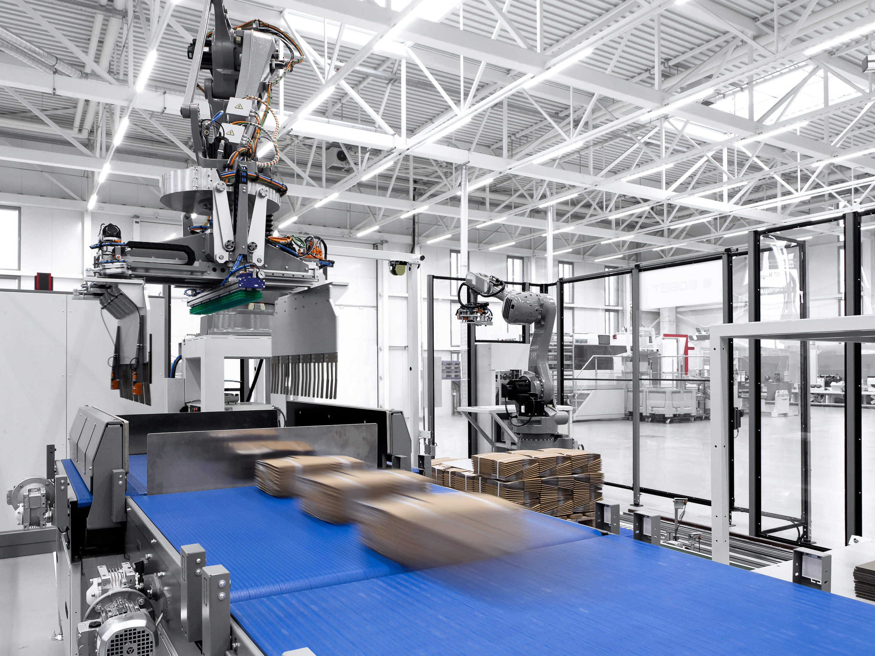 Roboterlösungen von BOBST erhöhen die Effizienz von Produktionsprozessen - nicht nur in der Wellpappenindustrie