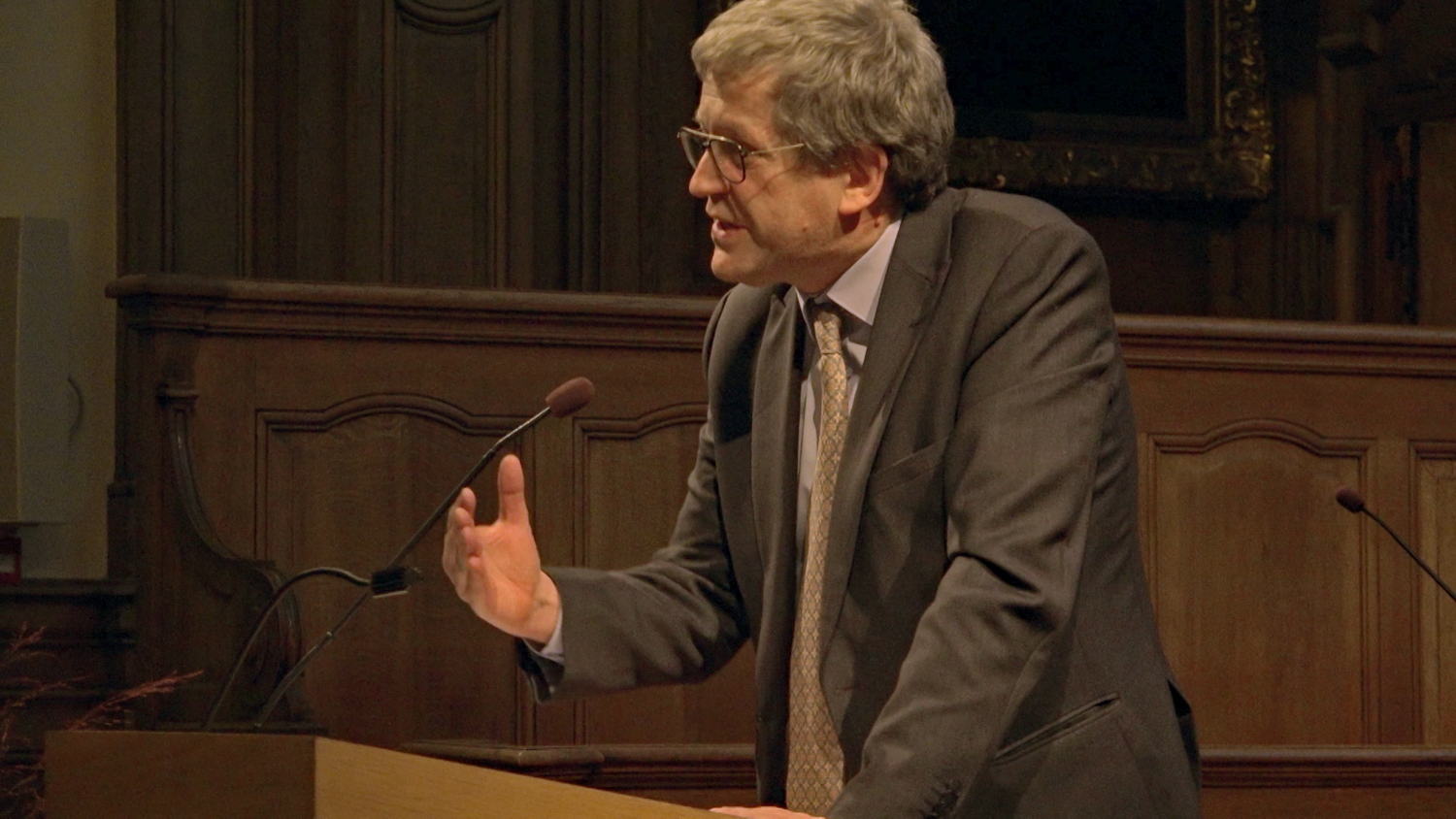 Prof. Van Cutsem