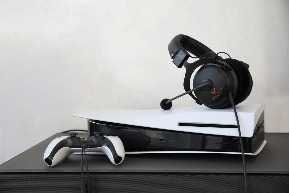 PIC_MMX300PRO_24-06_Gaming-PS-Mood_v1