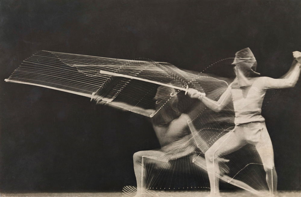 The movements of a fencer, by Georges Demeny (French, 1850-1917). Photographed in 1906. Gelatin silver print. Demeny was the principal assistant to Etienne-Jules Marey (1831-1904), one of the nineteenth century's premier scientific investigators of the phenomenon of movement. In 1882, Demeny was instrumental in setting up Marey's "station physiologique" in the Bois de Boulogne--the studio where they carried out pioneering motion studies. Using a process that could make multiple exposures on a single photographic plate in rapid succession, Marey and Demeny could capture the visible traces of an entire motion in regular intervals and study that action at a level of detail not attainable by earlier photographic technologies. This picture was made in 1906, after Marey's death, while Demeny was professor of physiology at the National school of gymnastics and fencing at Joinville, which he established. AKG5764062 ©akg-images / Science Source