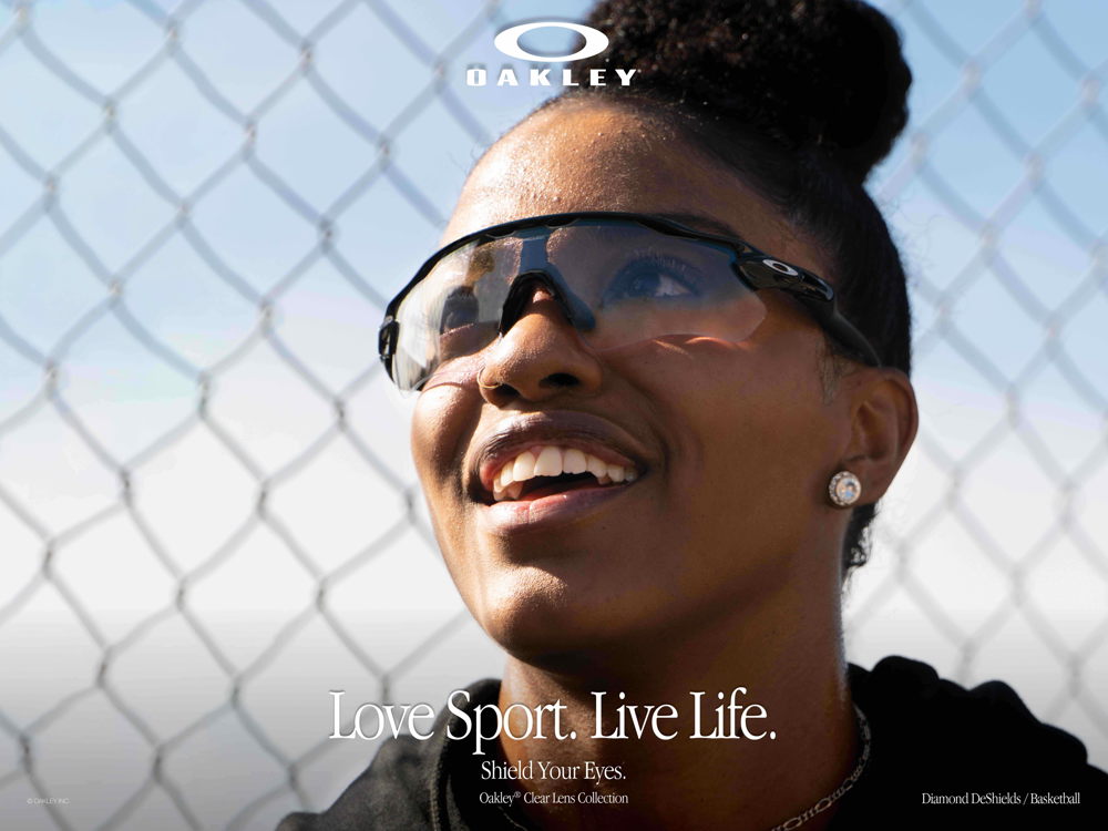 OAKLEY CLEAR COLLECTION - CAMPAIGN IMAGE (2)