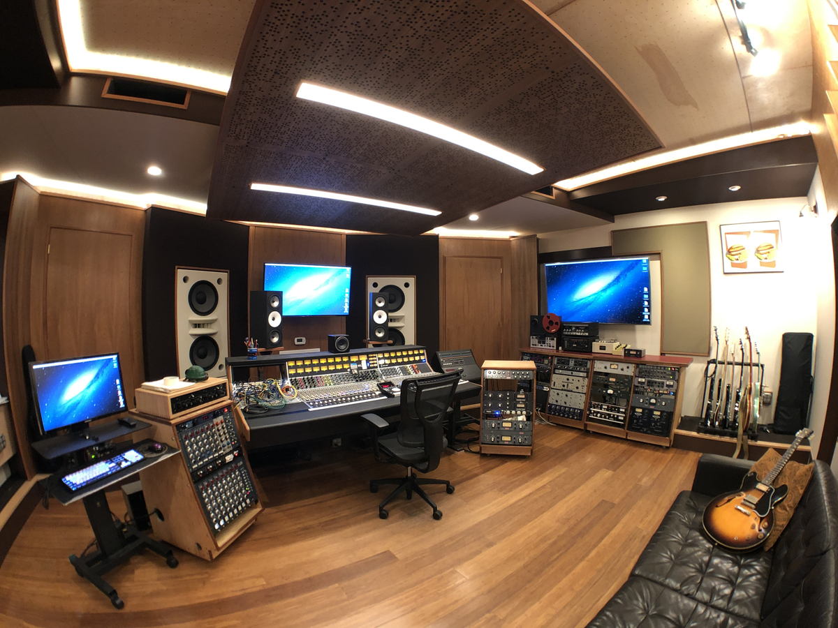 Mad Oak Studios Control Room, a fish-eye view