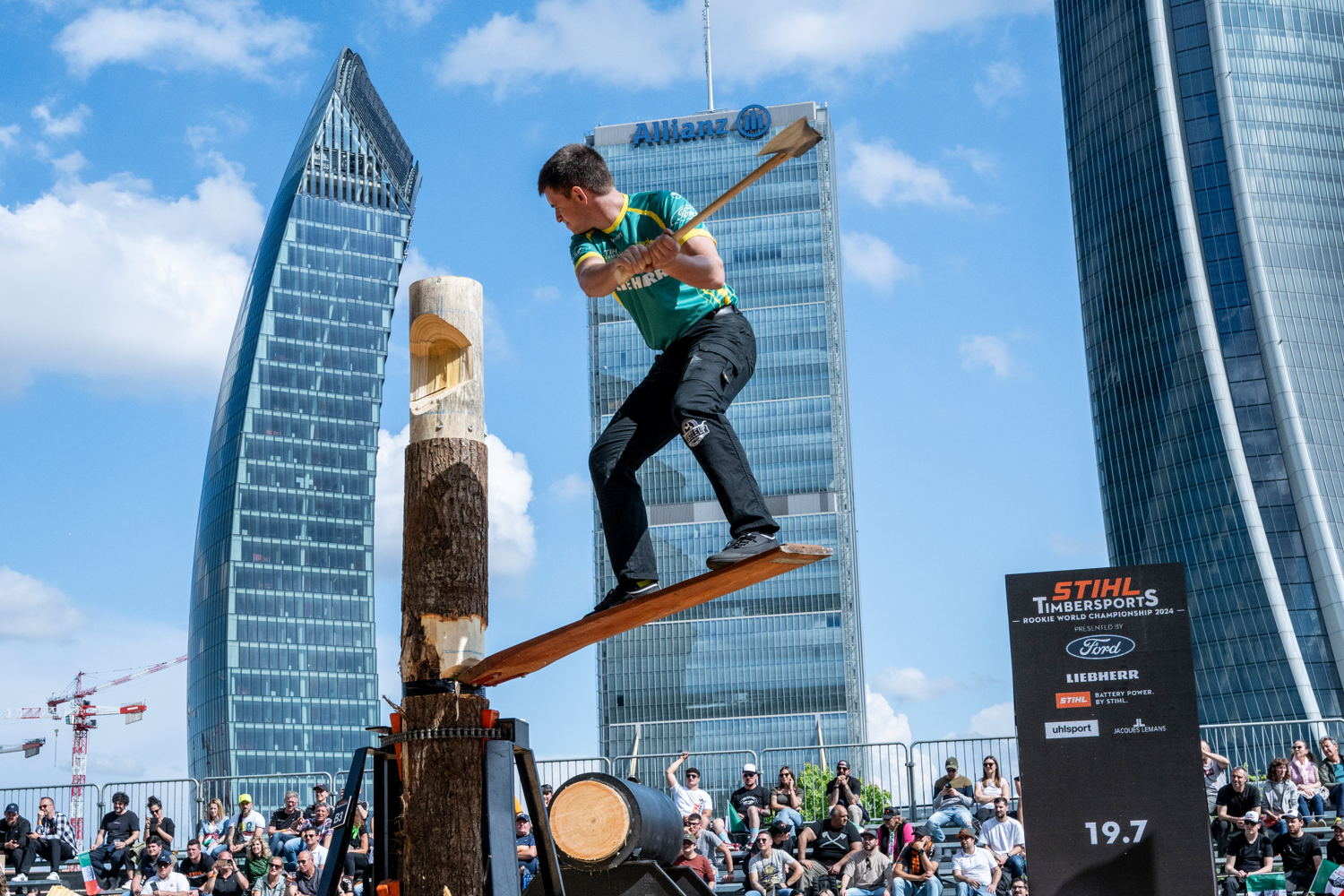 L'Australien Matt Coffey lors du tremplin, son cinquième et dernier record personnel en route vers le titre mondial des Rookies.