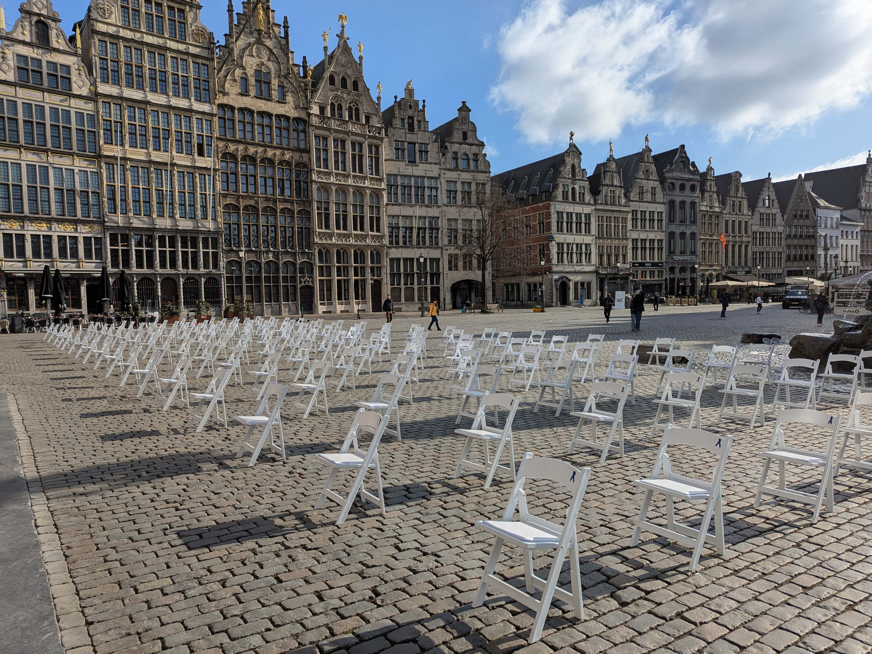 Empty chairs at Antwerp’s central square symbolise toll of colorectal cancer