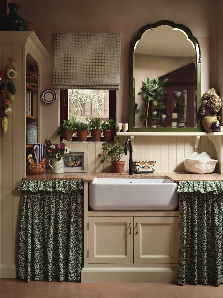 House Florals at Liberty, www.libertylondon.com (Photographer: Ben Anders) 